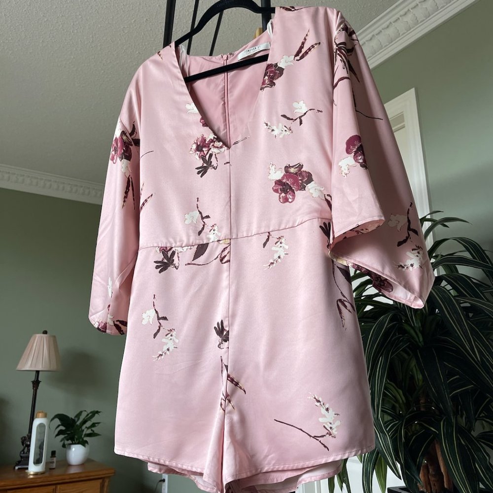V-Neck Floral Satin Romper | Tailored with invisible zipper | Satin lining
